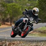 10-motorcycle-safety-tips