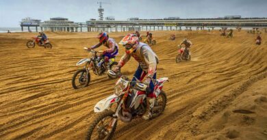 How to do Dirt Bike Racing for Beginners
